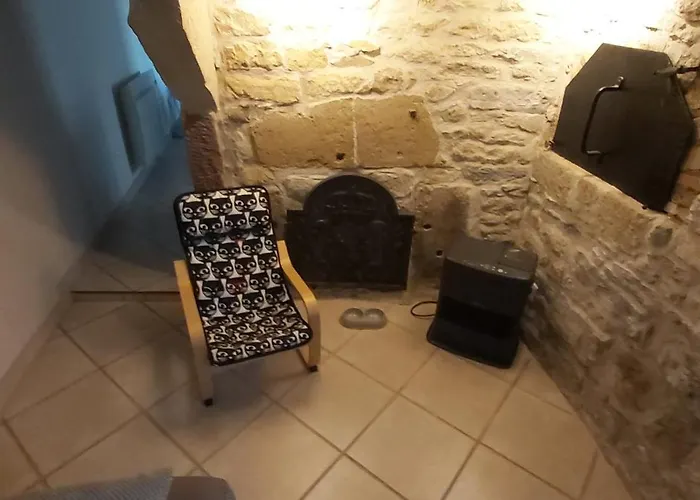 乡村民宿 Maison Cosy En Pierre Parking Centre